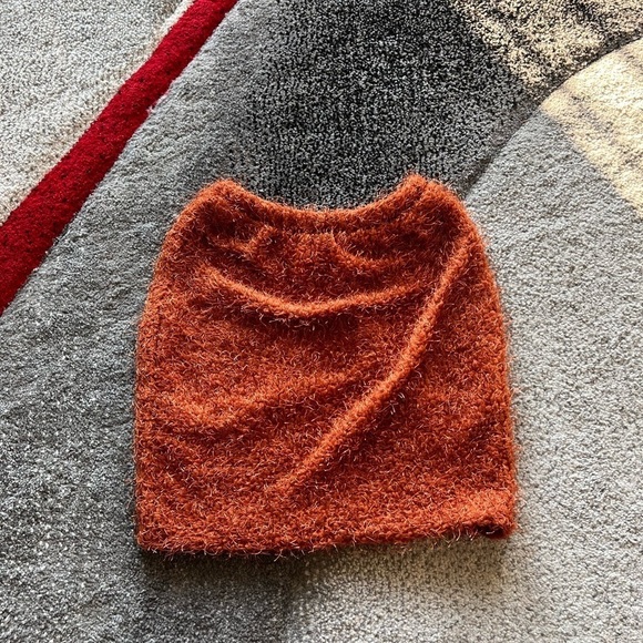 Coucoo Kaibu Anemone Orange Fuzzy Mini Skirt - Picture 4 of 5
